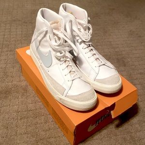 Men’s size13 Women’s size14.5 blazer mid ‘77 vntg